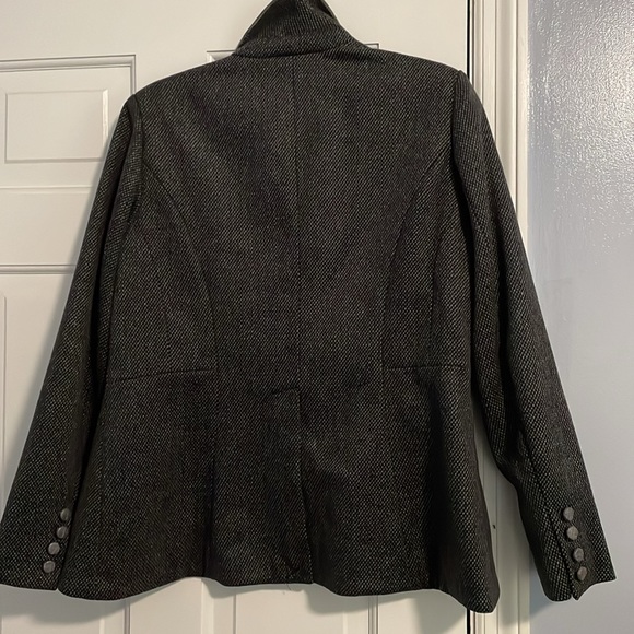 Iman tweed blazer. Size medium - Picture 4 of 6